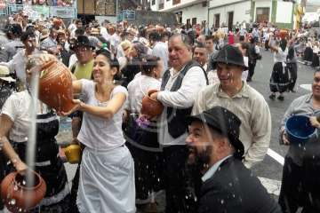 La 50Âª Traída del Agua, en imágenes (Foto TA)